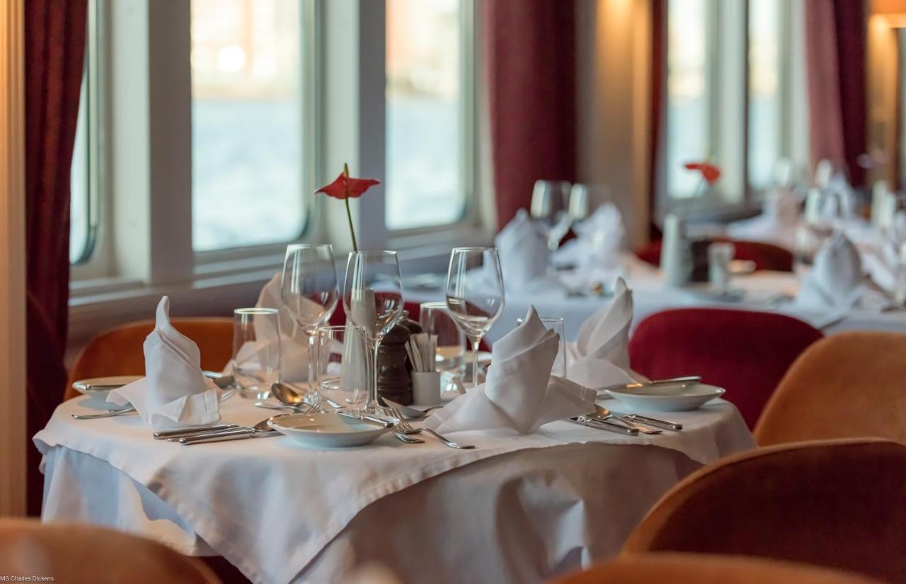 Select Ms Charles Dickens - Frankfurt Hotel Frankfurt am Main Bagian luar foto